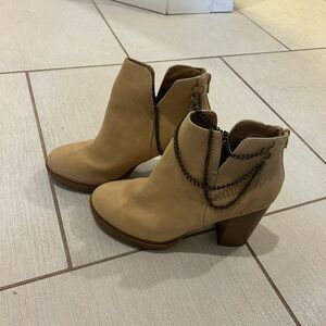 Tan Heeled Boots w Chain Details